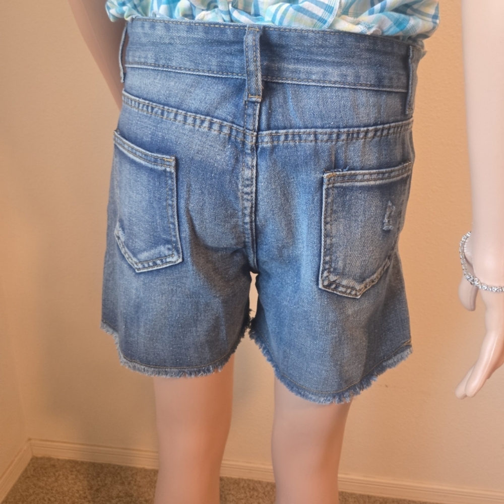 Denim Ripped & Distressed Jean Button-fly Shorts - Picture 3 of 5